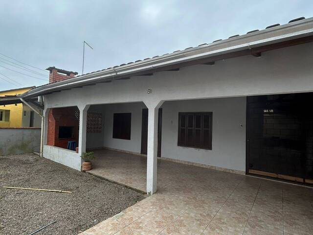 #142 - Casa para Venda em Itapoá - SC - 1